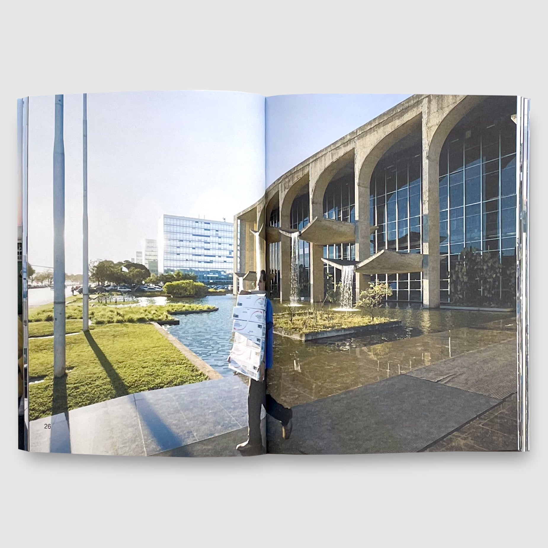 Iwan Baan | Brasilia – Chandigarh Living With Modernity | Post